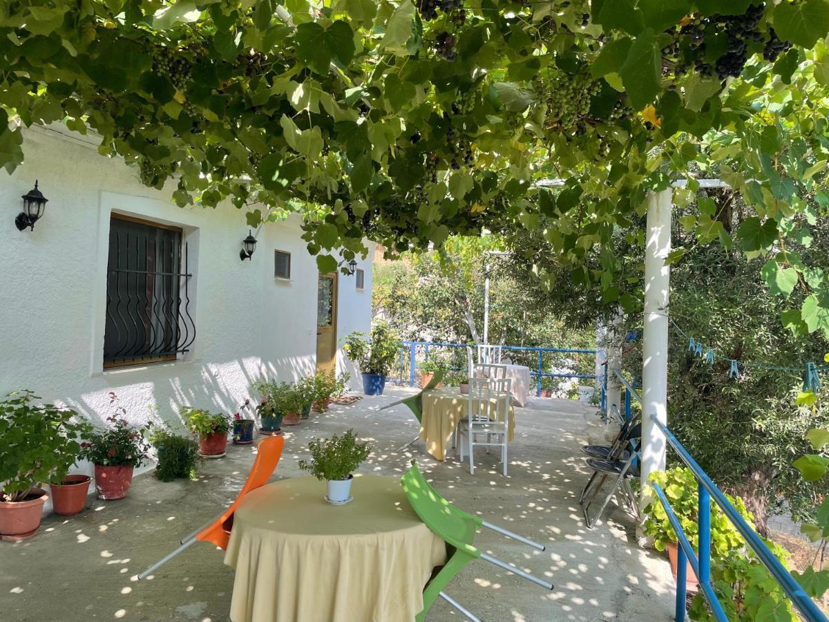 Piqeras Relax Guest House Exterior foto